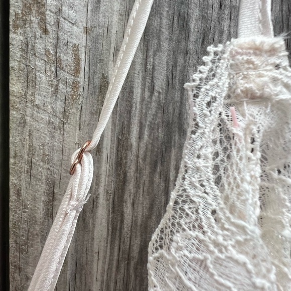 NWT Victorias Secret Lingerie Very Sexy Modal Lace Plunge Bodysuit Sz La… - Picture 10 of 15